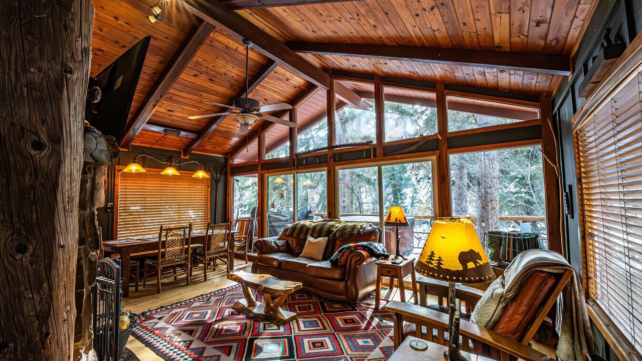 Photo of Bedroom in Sundance
