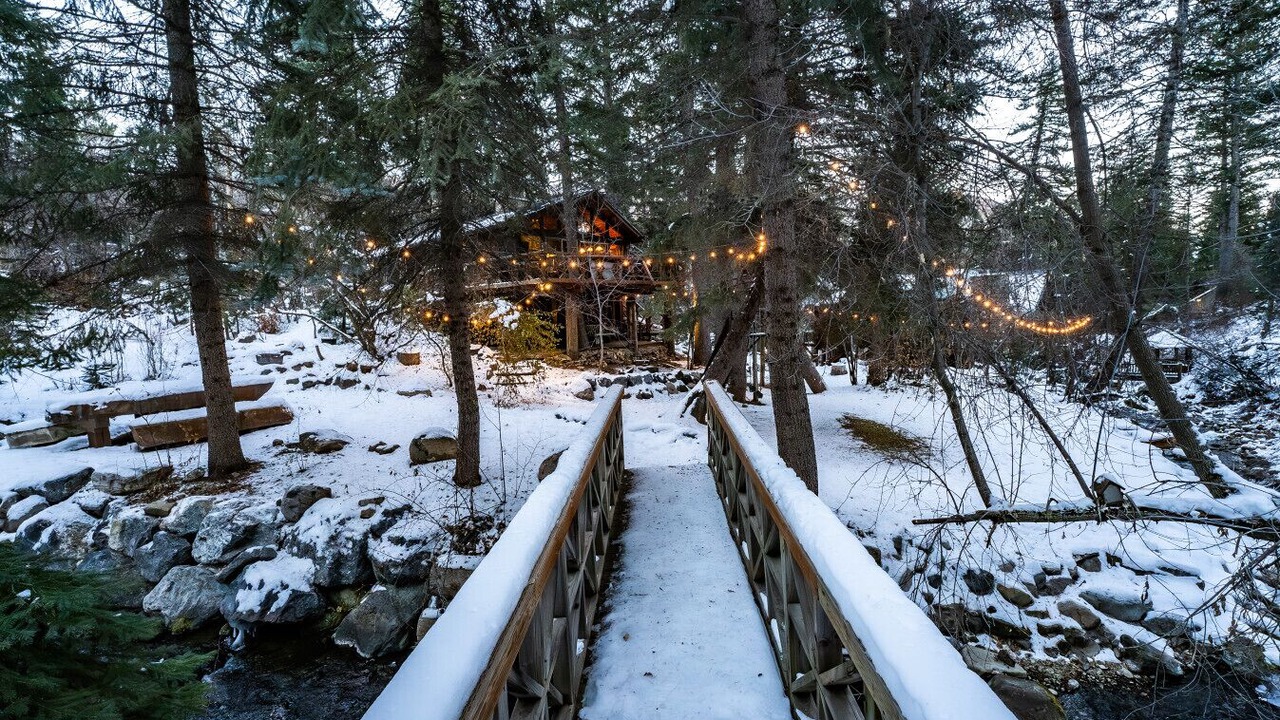 Photo of Others in Sundance