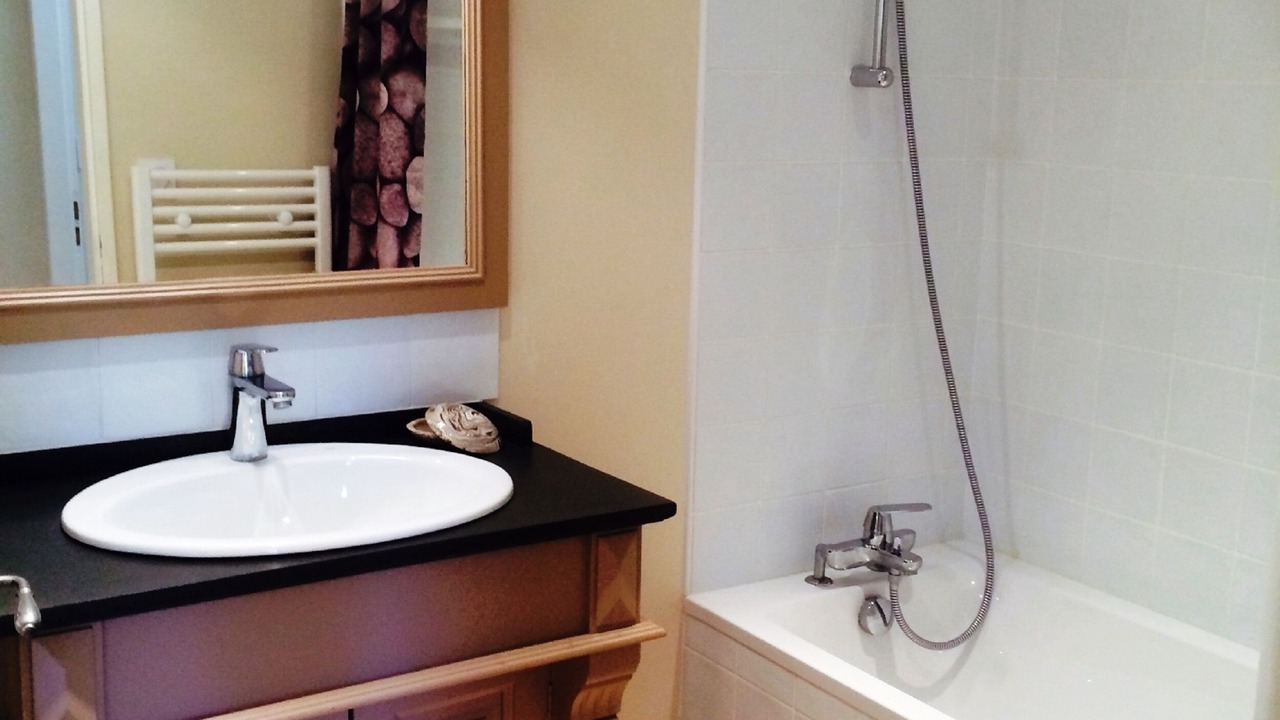 Photo of Bathroom in Lezignan-la-Cebe