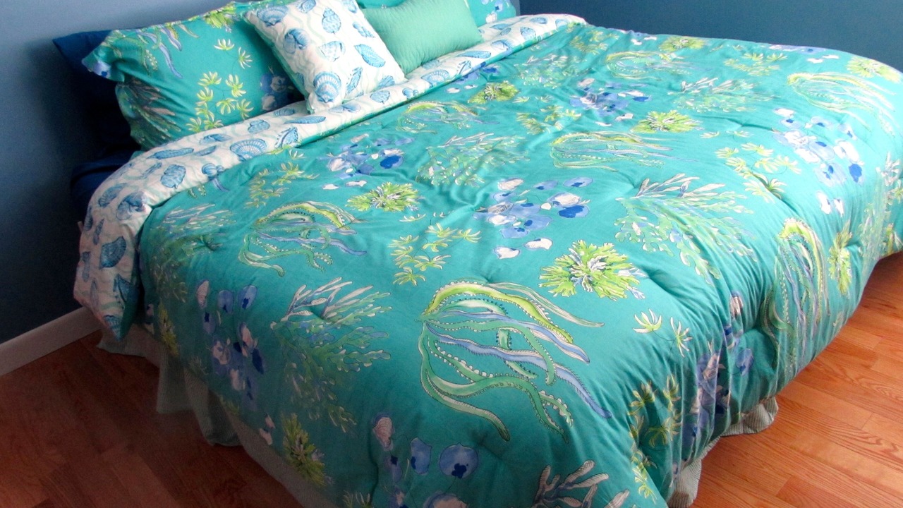 Photo of Others in Eastward Look