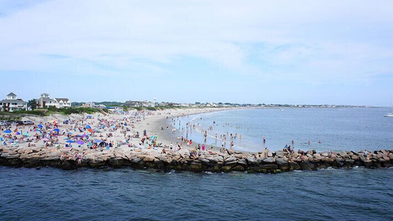 Photo of Others in Eastward Look