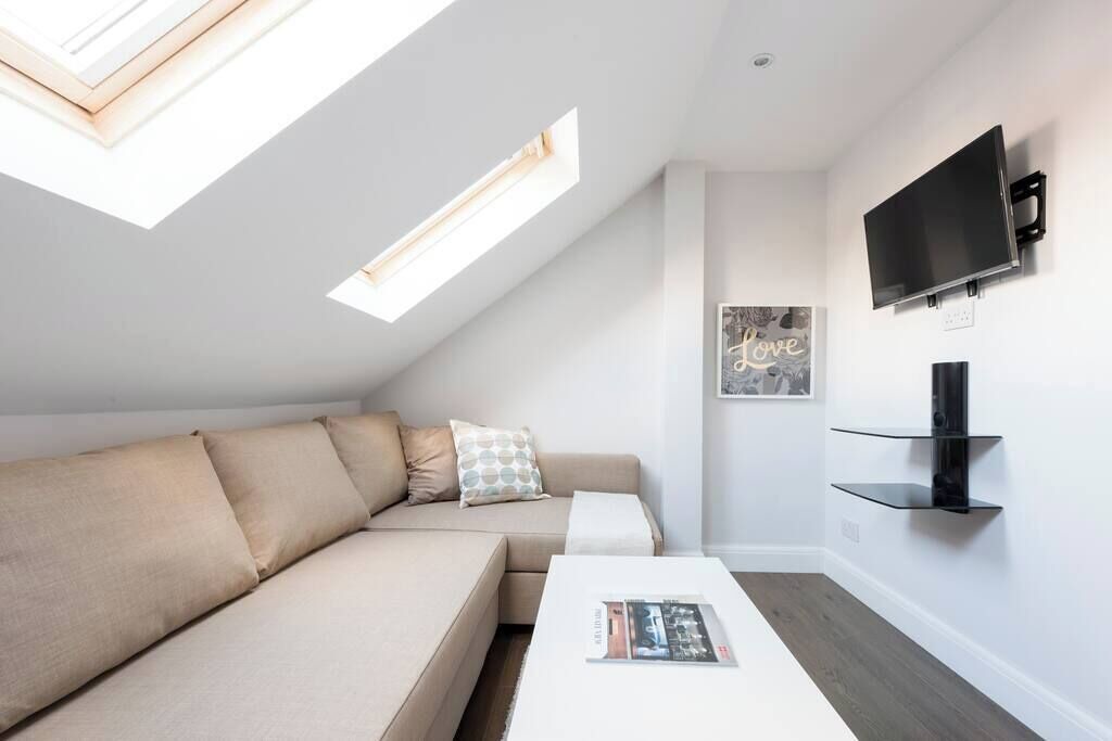 Photo of Livingroom in Whittington