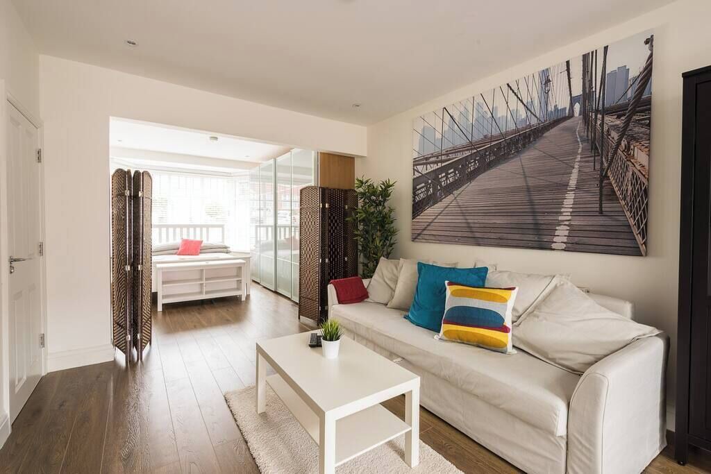 Photo of Livingroom in Fryent