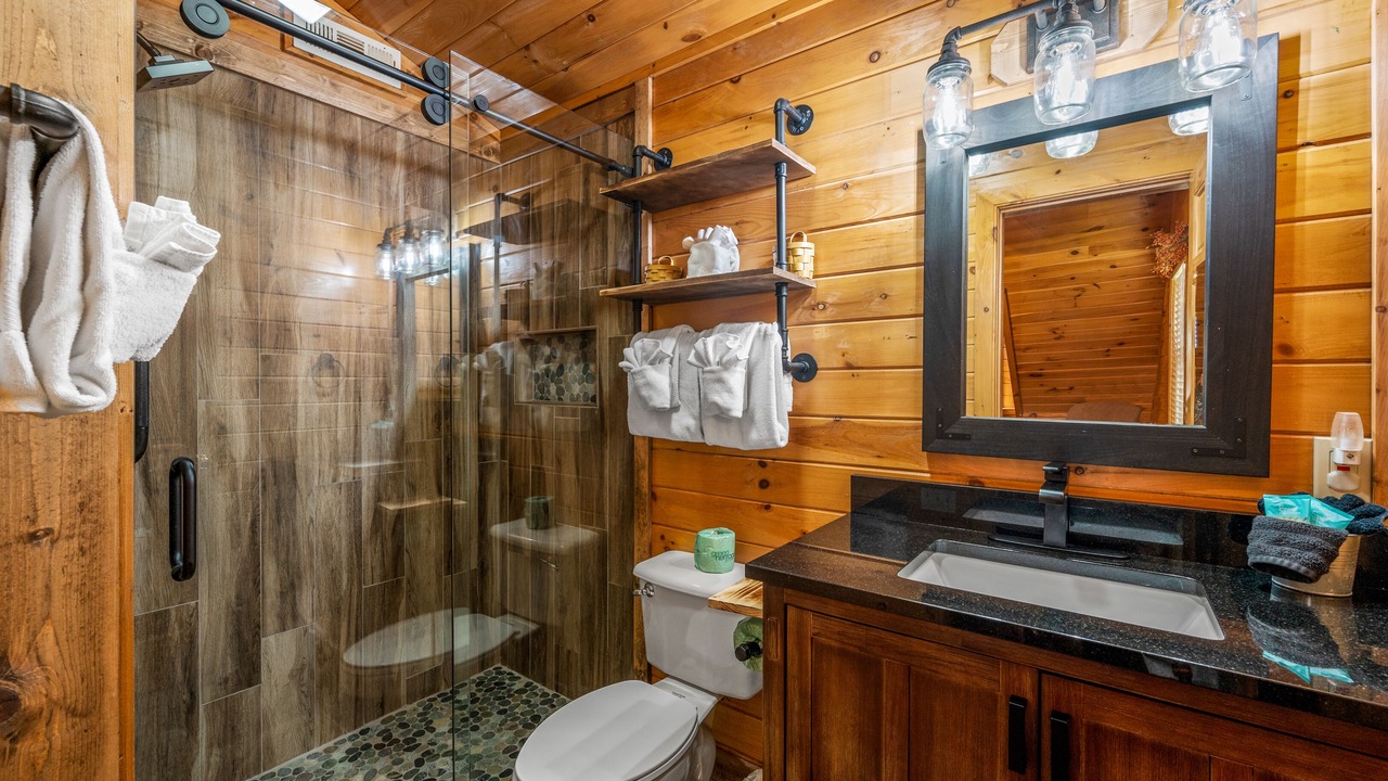 Photo of Bathroom in Gatlinburg