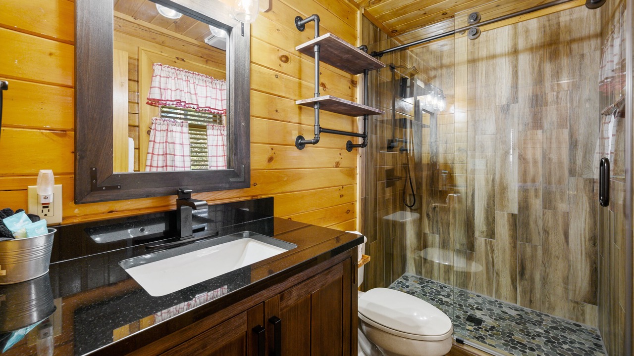 Photo of Bathroom in Gatlinburg