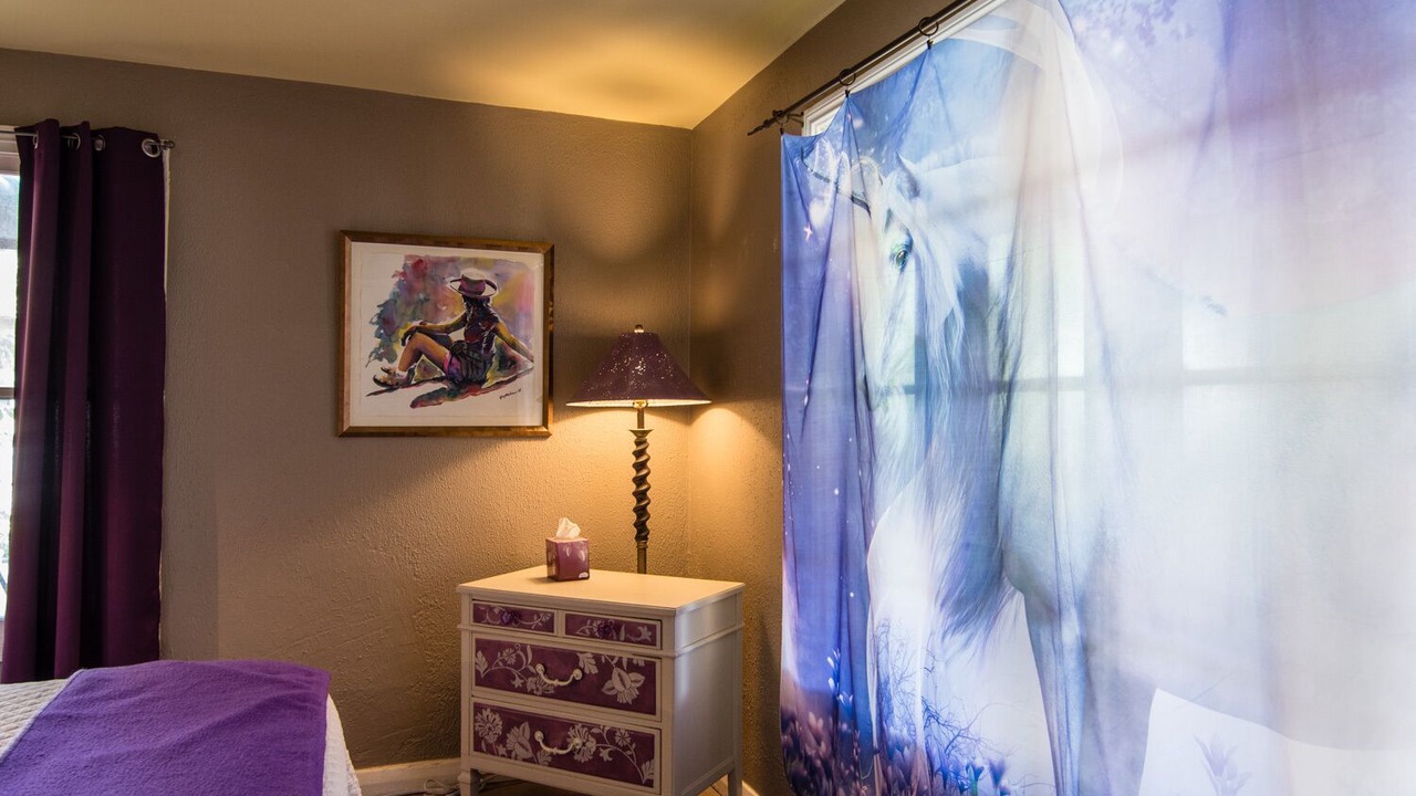 Photo of Bedroom in Bay Area