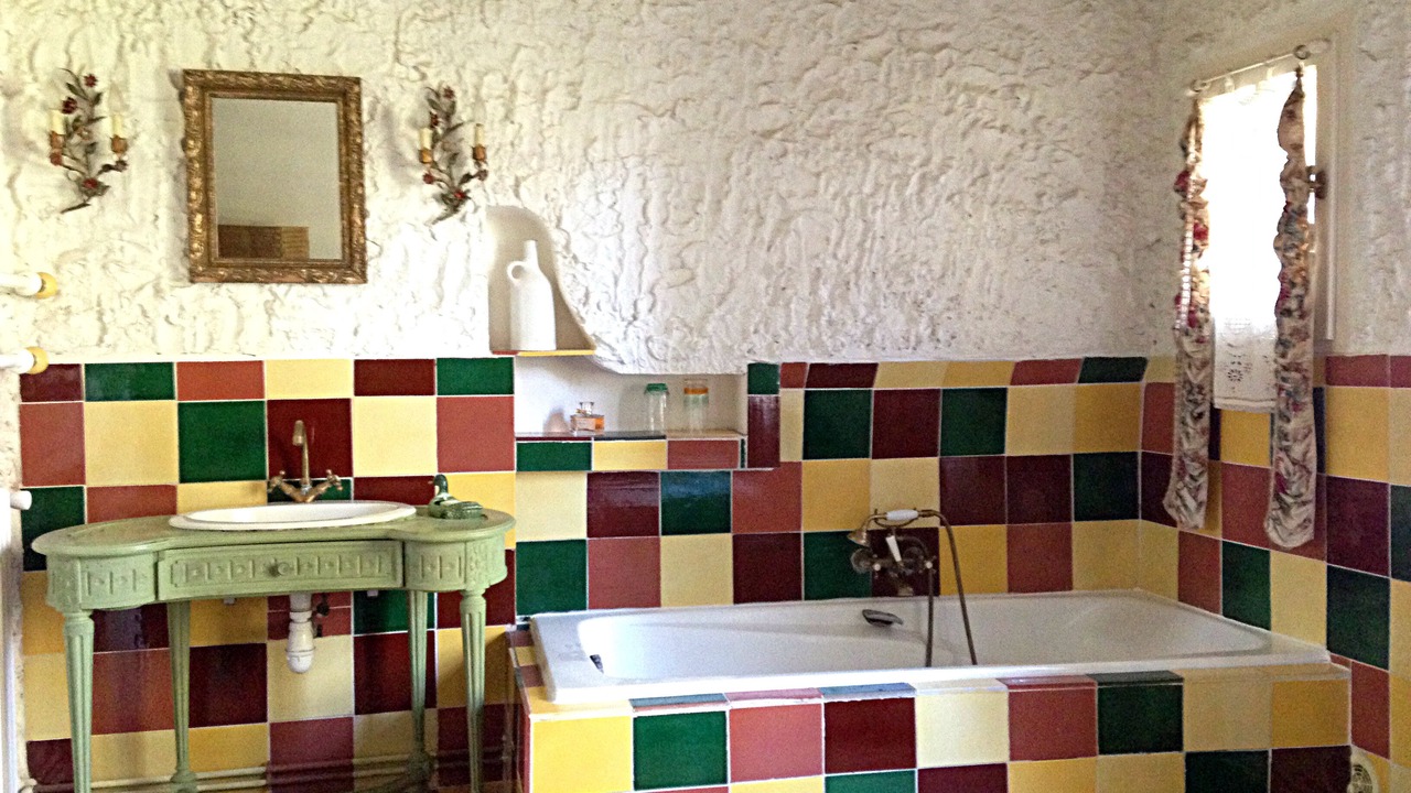 Photo of Bathroom in Lambesc