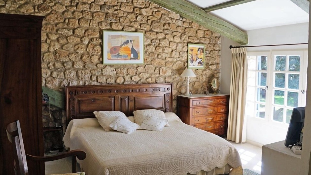 Photo of Bedroom in Lambesc