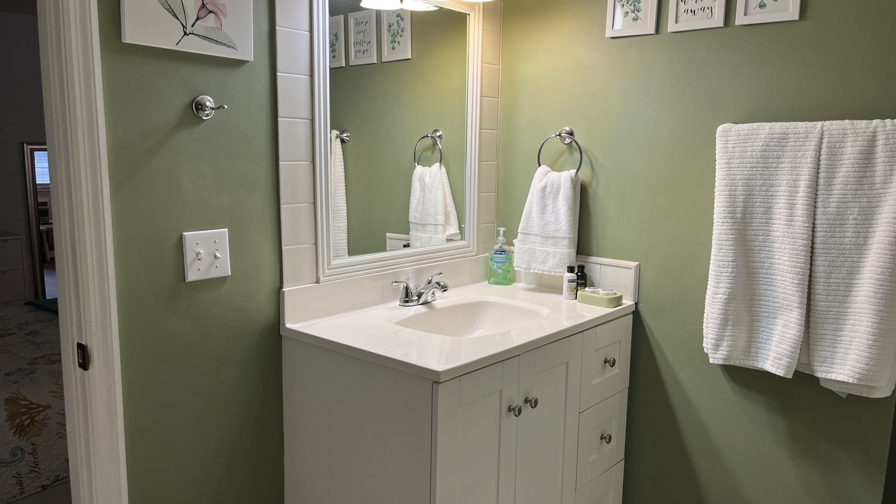 Photo of Bathroom in Beaufort