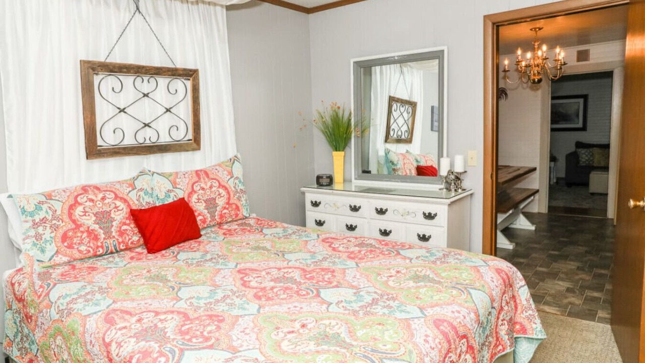 Photo of Bedroom in Willis