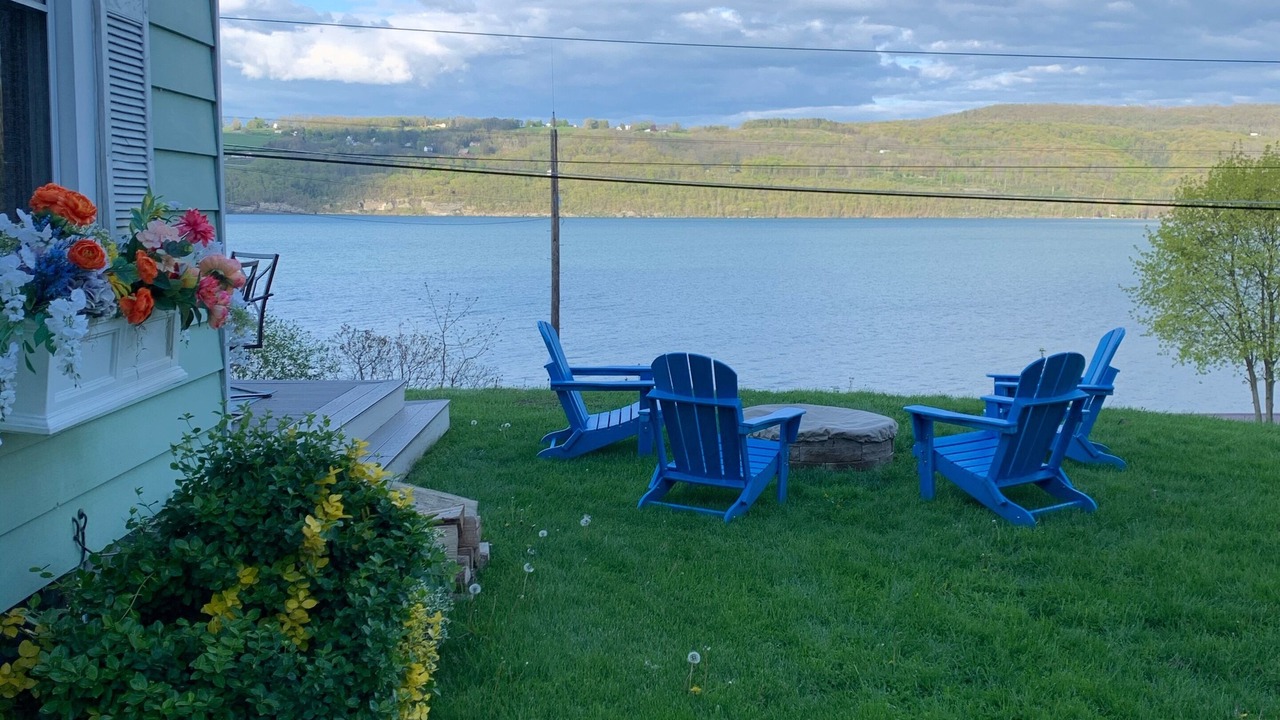 Photo of Others in Town of Reading