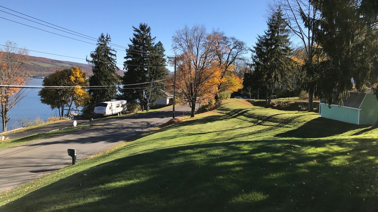 Photo of Others in Town of Reading