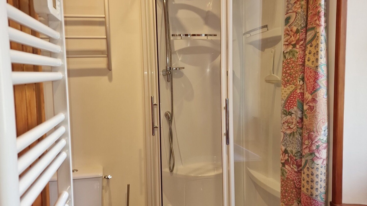 Photo of Bathroom in Saint-Maurice-en-Cotentin