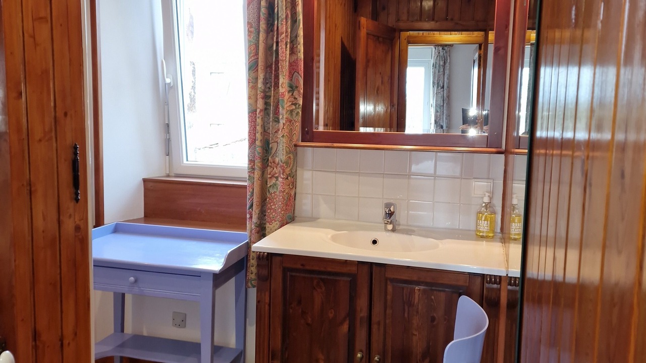Photo of Bathroom in Saint-Maurice-en-Cotentin