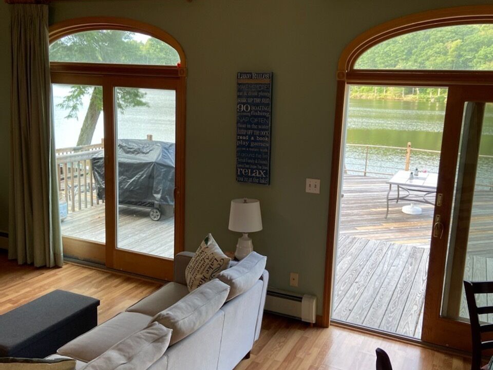 Photo of Livingroom in Hancock