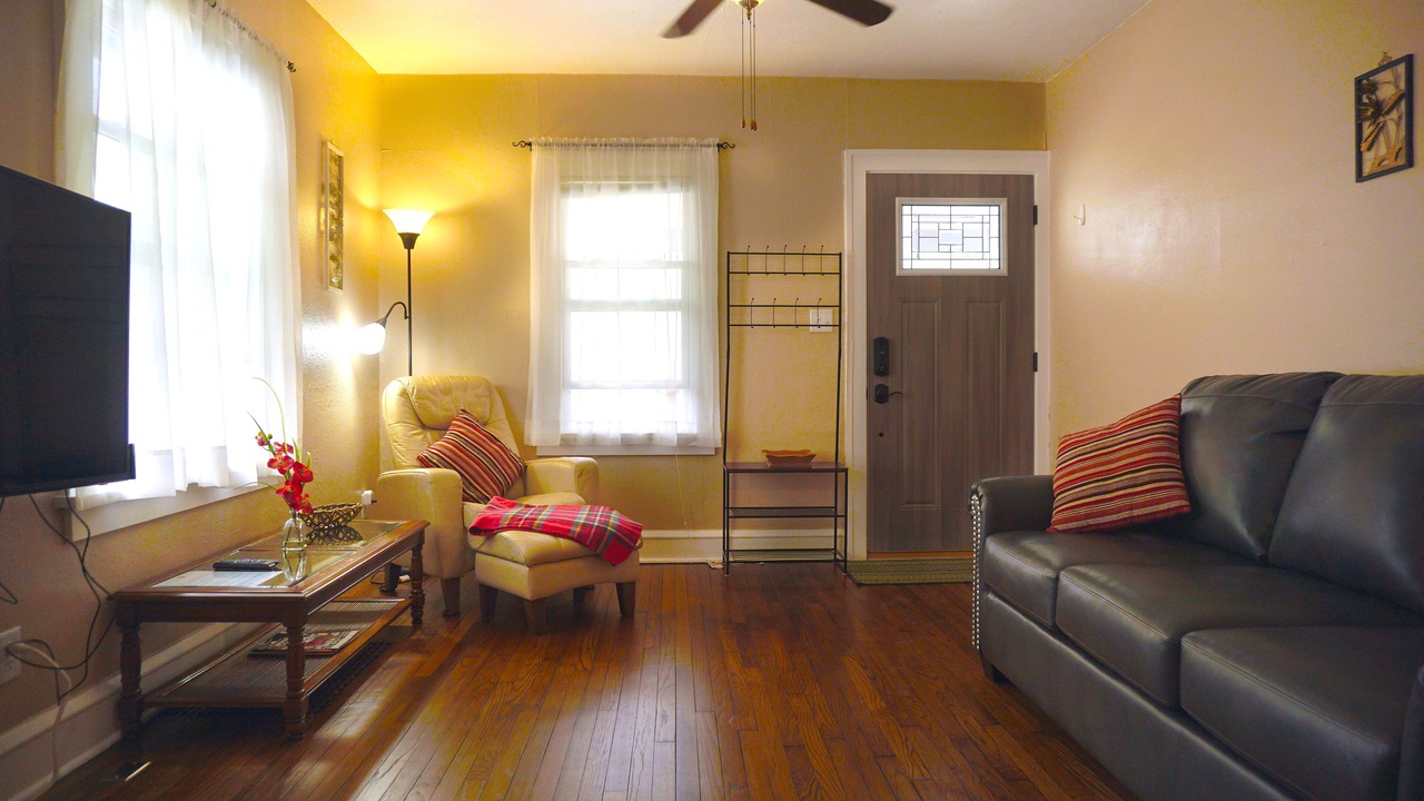 Photo of Livingroom in Cedar Rapids