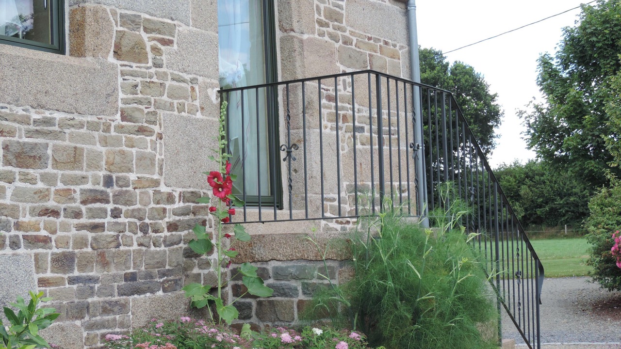 Photo of Outdoor in Courson