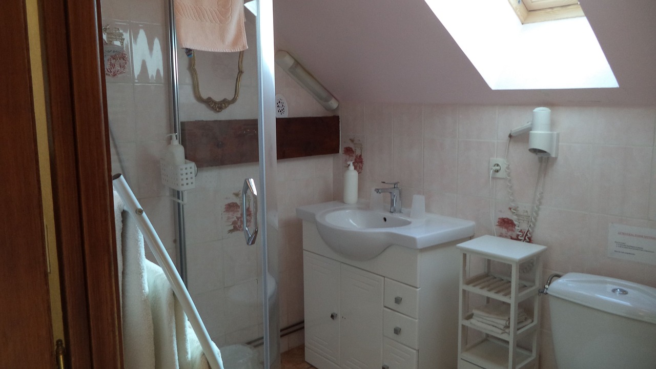 Photo of Bathroom in Saint-Etienne-sous-Bailleul