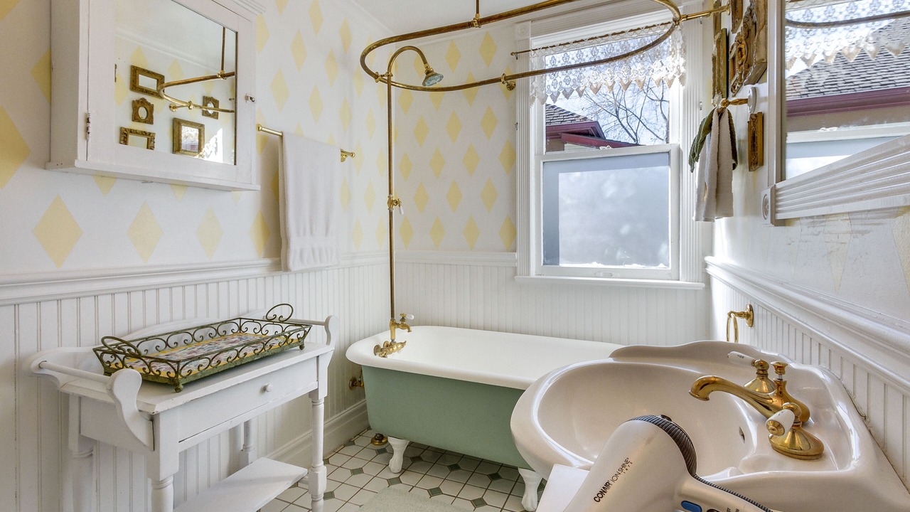 Photo of Others in Downtown