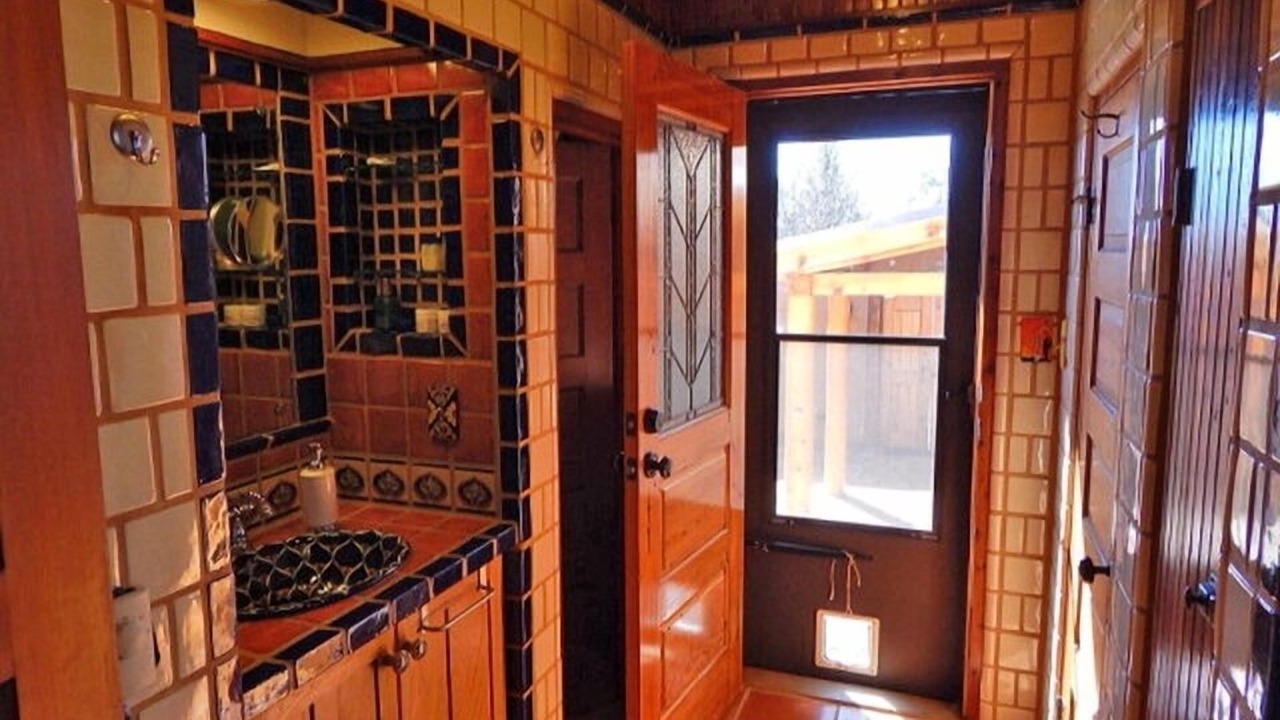Photo of Bathroom in Marathon