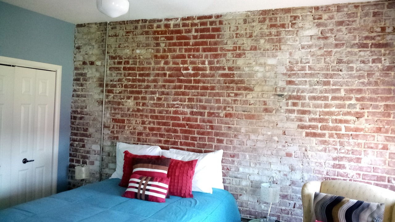 Photo of Bedroom in South Main Historic District