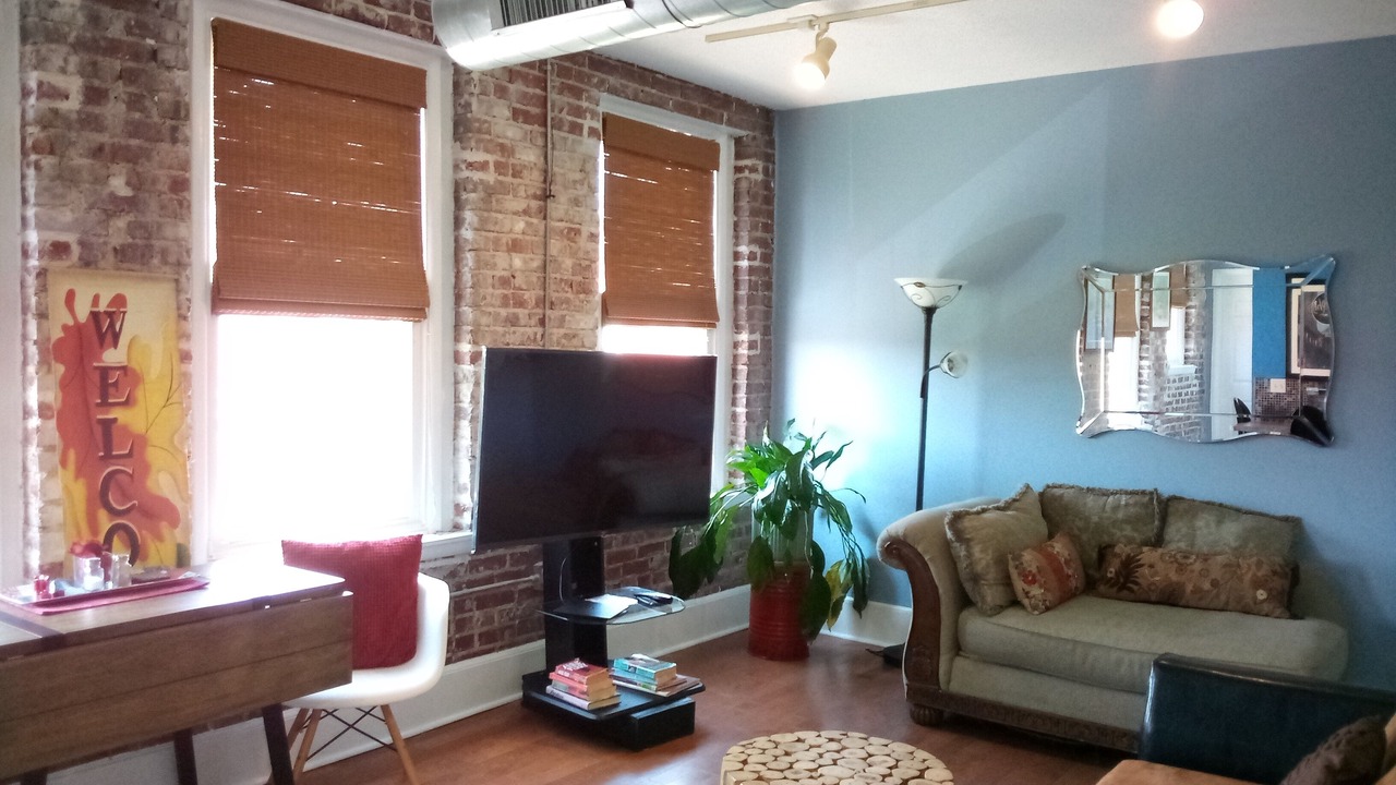 Photo of Livingroom in South Main Historic District