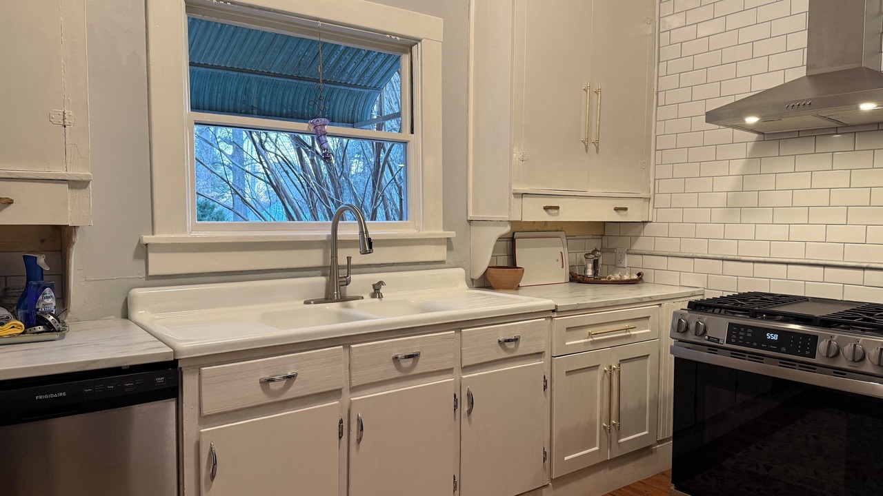 Photo of Kitchen in LaFayette