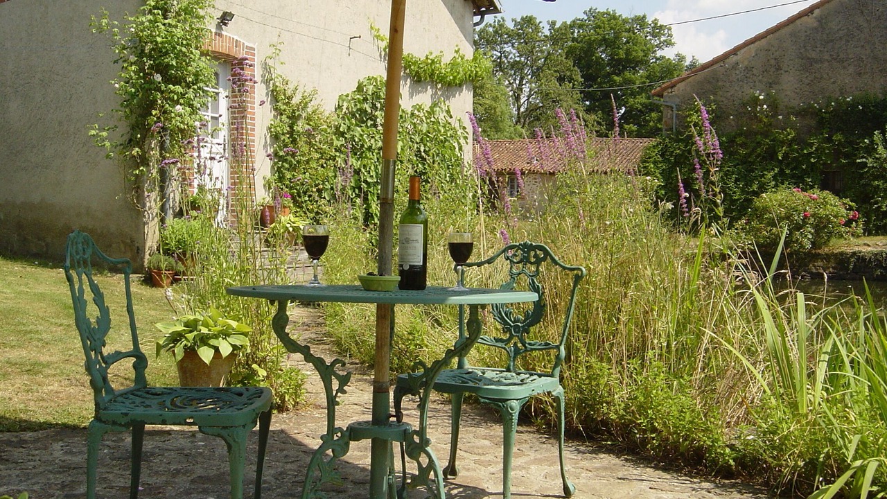 Photo of Outdoor in Lathus-Saint-Remy