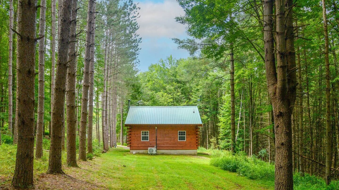 Photo of Outdoor in Davenport