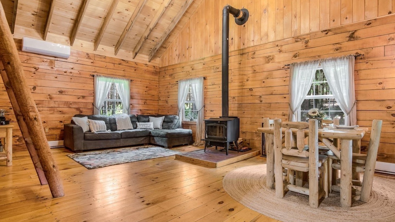 Photo of Livingroom in Davenport