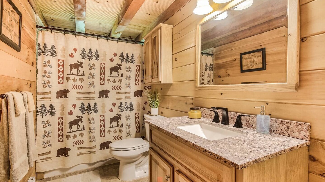 Photo of Bathroom in Davenport