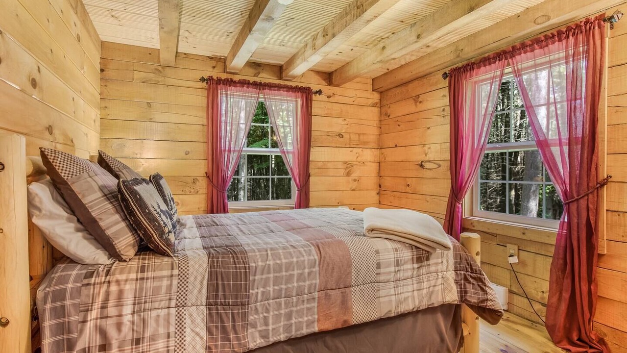 Photo of Bedroom in Davenport