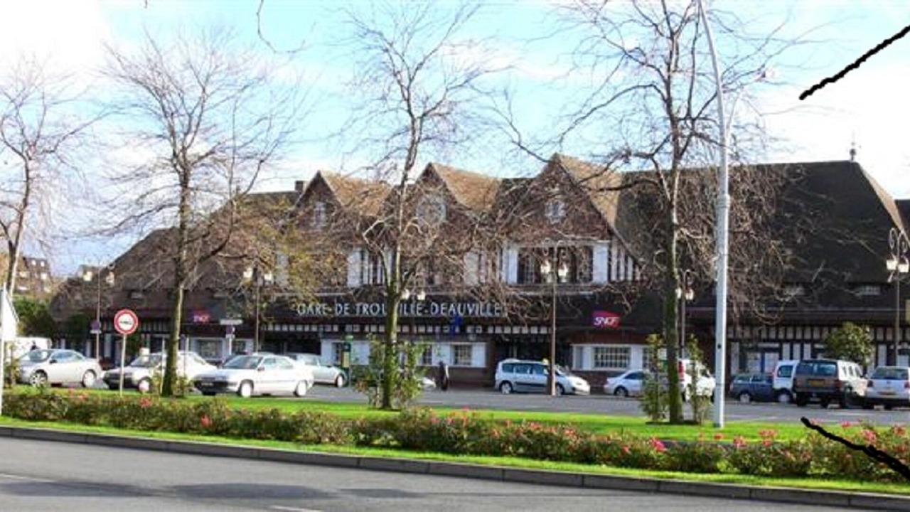 Photo of Others in Bonneville-sur-Touques