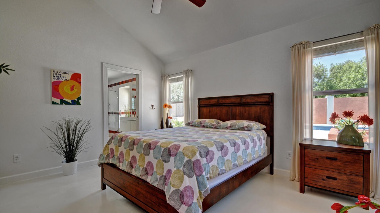 Photo of Bedroom in Kyle