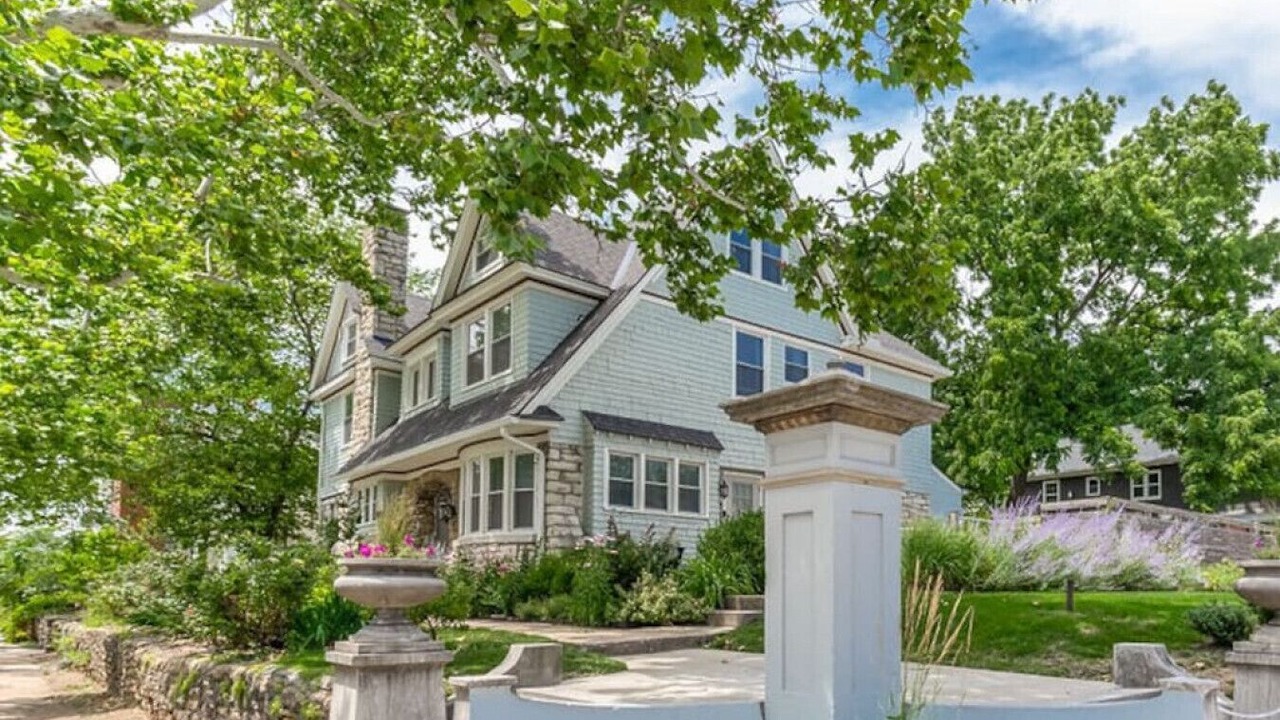 Photo of Outdoor in South Hyde Park