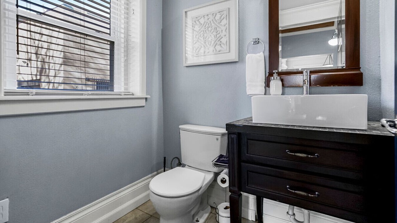 Photo of Bathroom in South Hyde Park