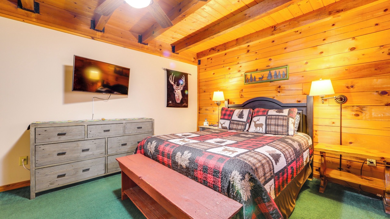 Photo of Bedroom in Maggie Valley