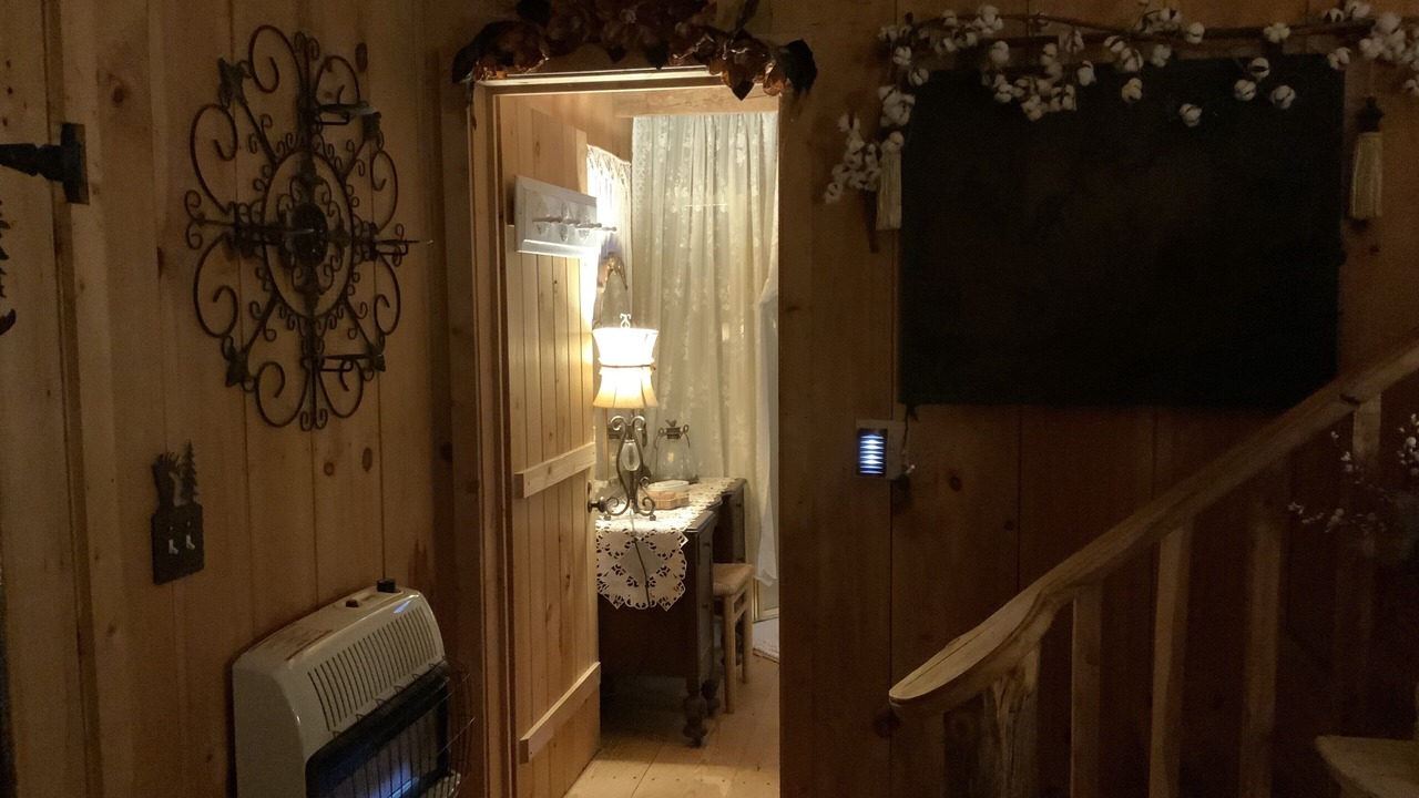 Photo of Bathroom in Clarkesville