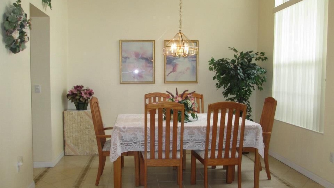 Photo of Bedroom in Lindfields