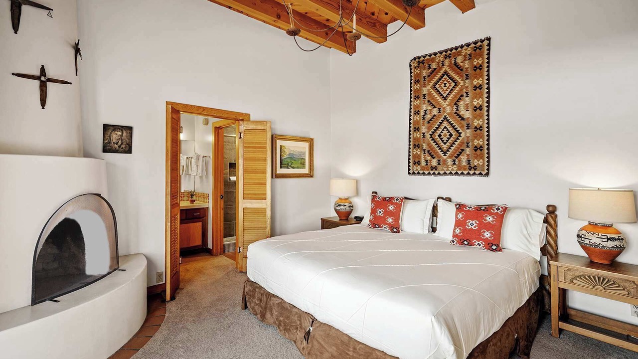 Photo of Bedroom in Nambe Pueblo