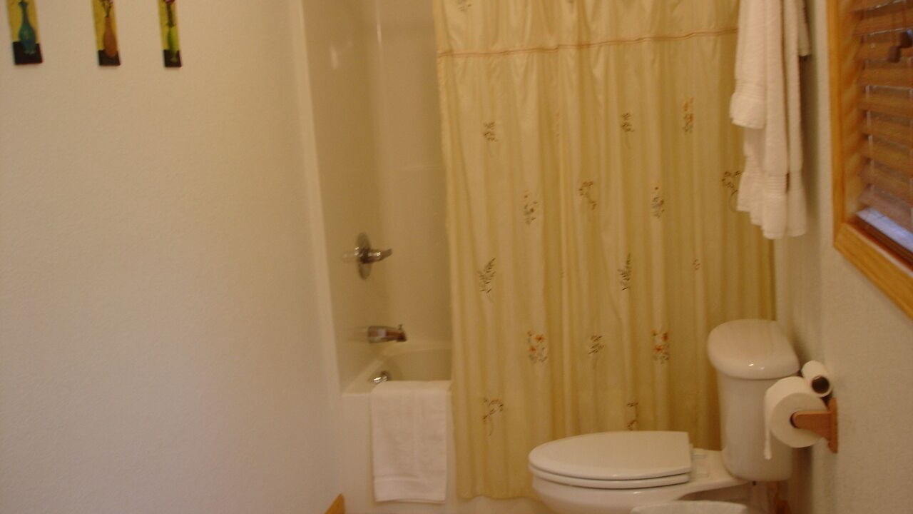 Photo of Bathroom in Murphy