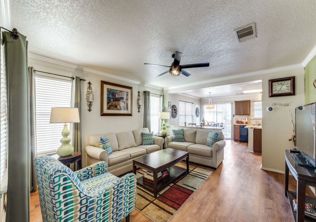 Photo of Livingroom in West San Antonio