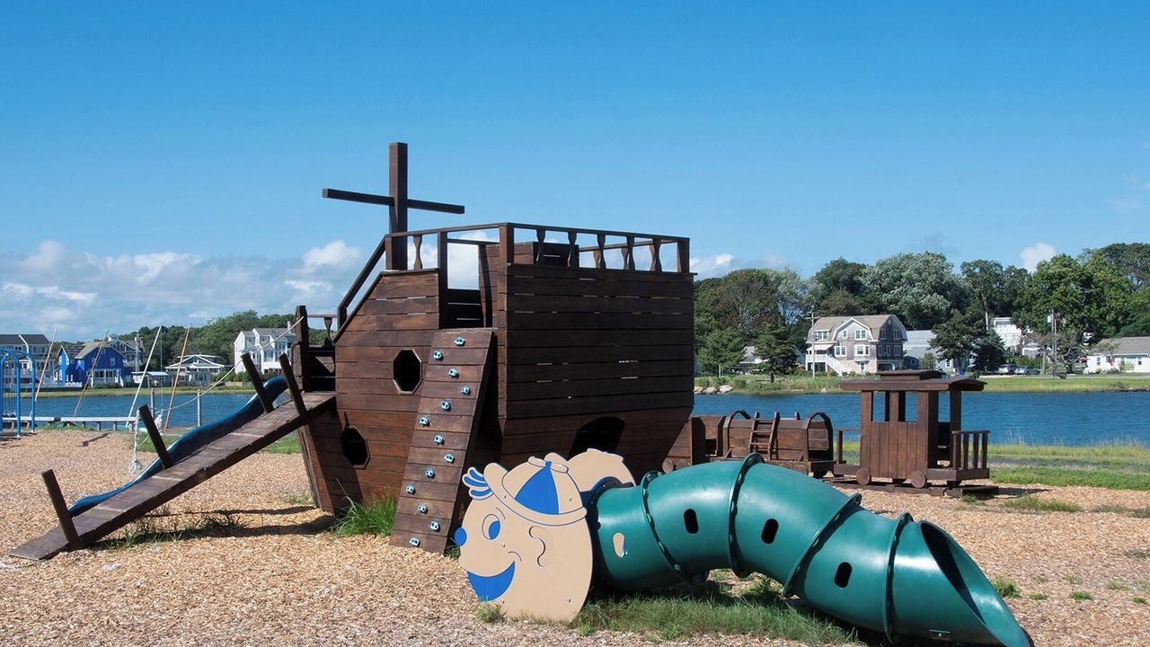 Photo of Others in Groton Long Point