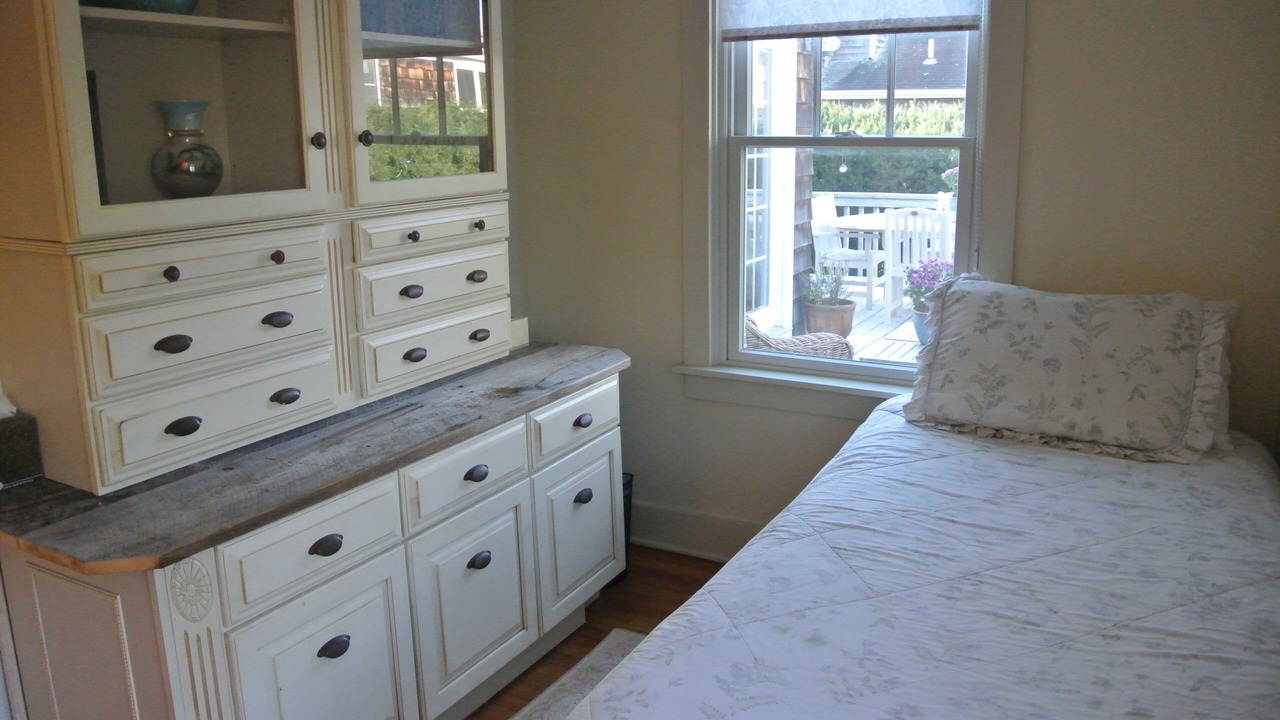 Photo of Bedroom in Groton Long Point