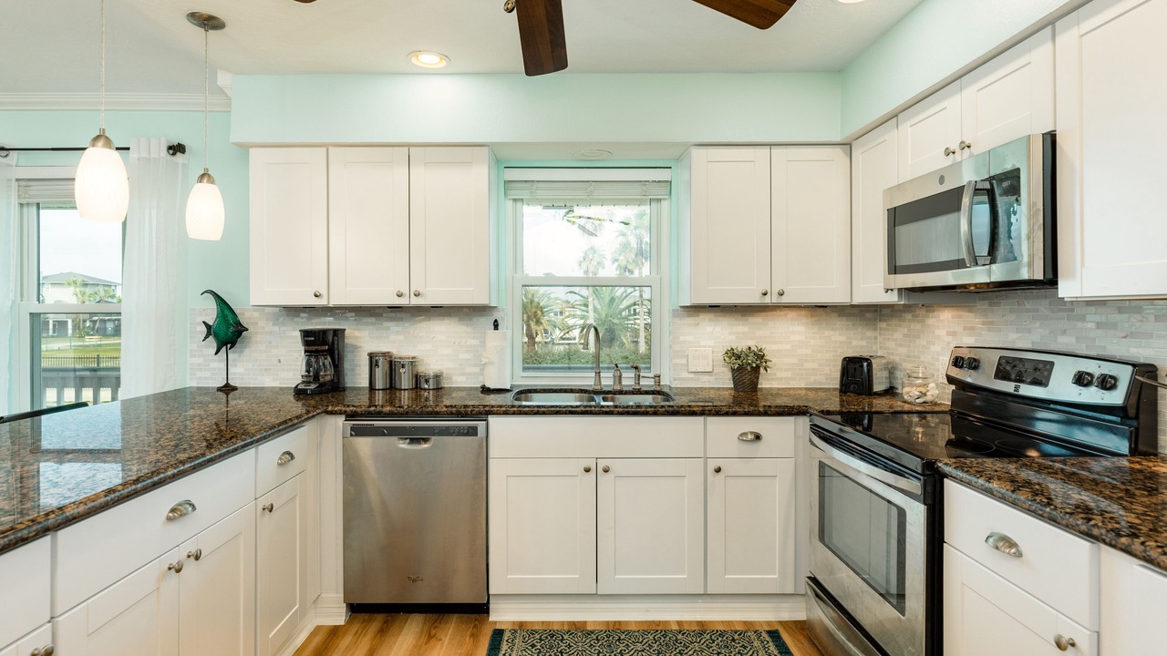 Photo of Others in Jamaica Beach