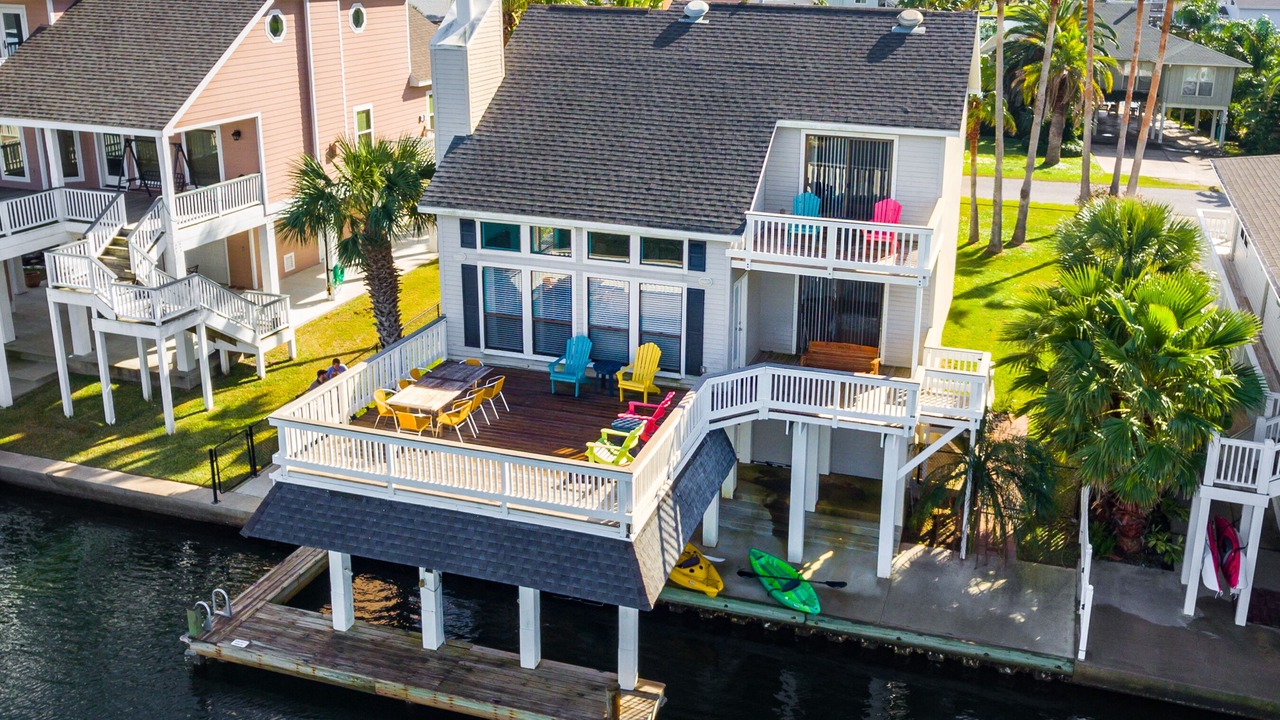 Photo of Others in Jamaica Beach