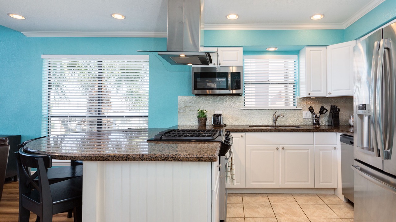 Photo of Others in Jamaica Beach