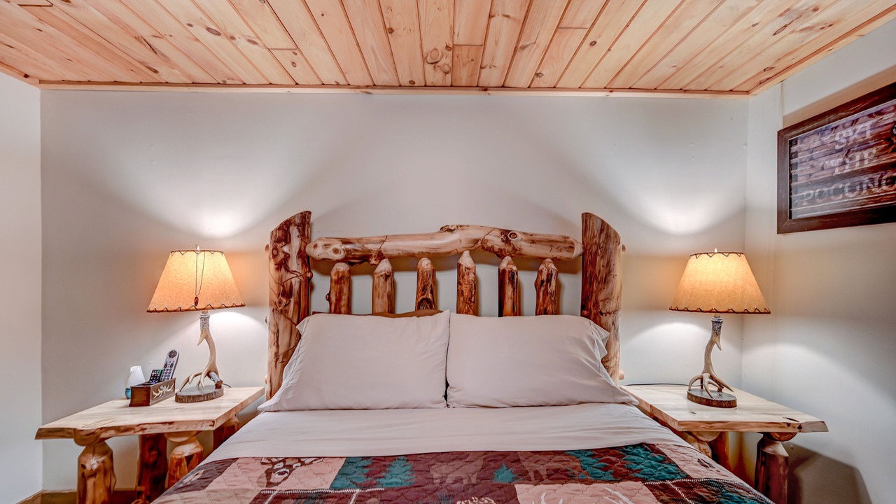 Photo of Bedroom in Village at Camelback