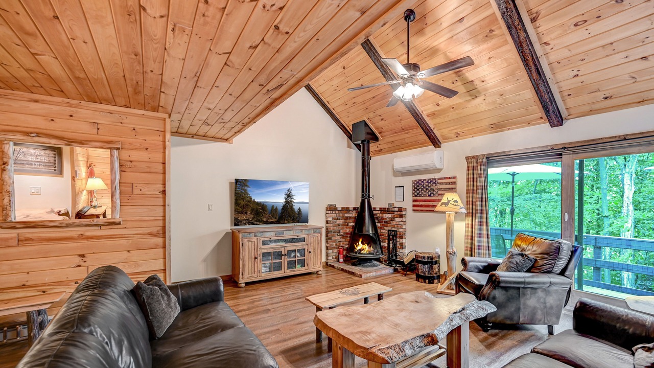 Photo of Livingroom in Village at Camelback