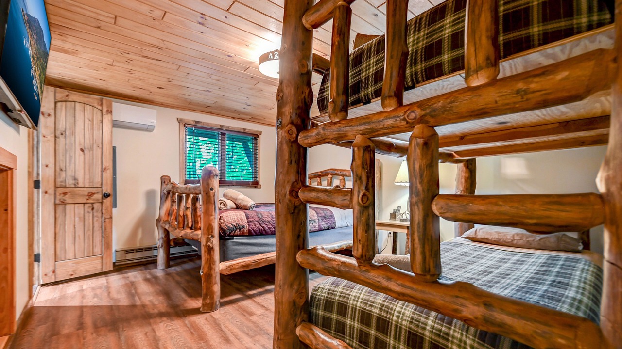 Photo of Bedroom in Village at Camelback